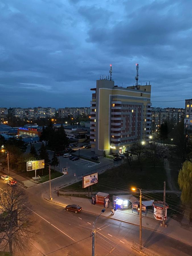 Віп Апартаменти В Районі Автовокзалужк Great House,Жк Арена,Поблизу Обласноі Лікарні Riwne Exterior foto